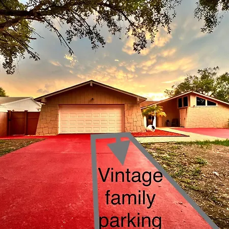 Vintage Family Scape + Heated Pool&Discount Villa